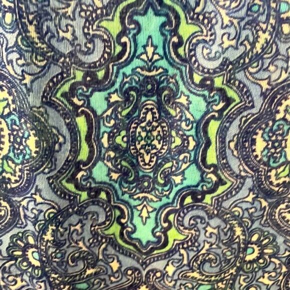 Large blue and aqua medallion pattern long rectangle scarf - Picture 6 of 10